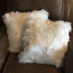White faux fur pillow covers set of 2 /pillows not included